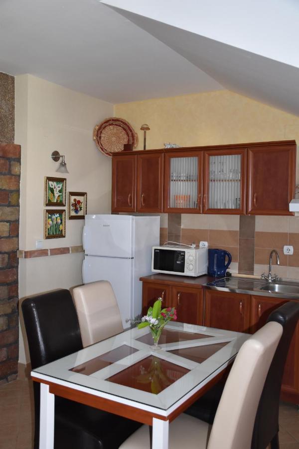 Apartments Scepanovic Tivat Eksteriør bilde