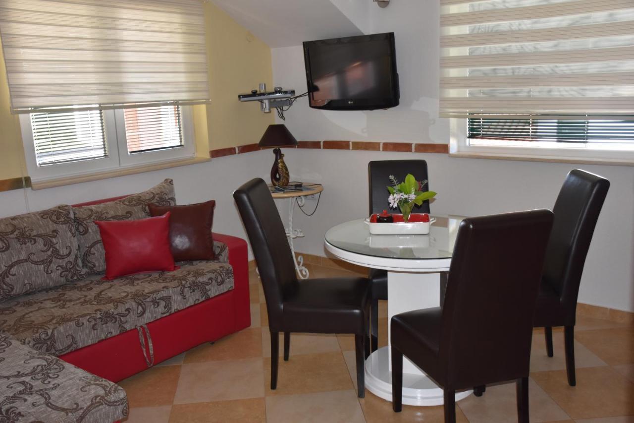 Apartments Scepanovic Tivat Eksteriør bilde