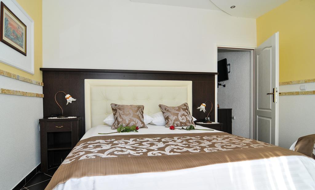 Apartments Scepanovic Tivat Eksteriør bilde