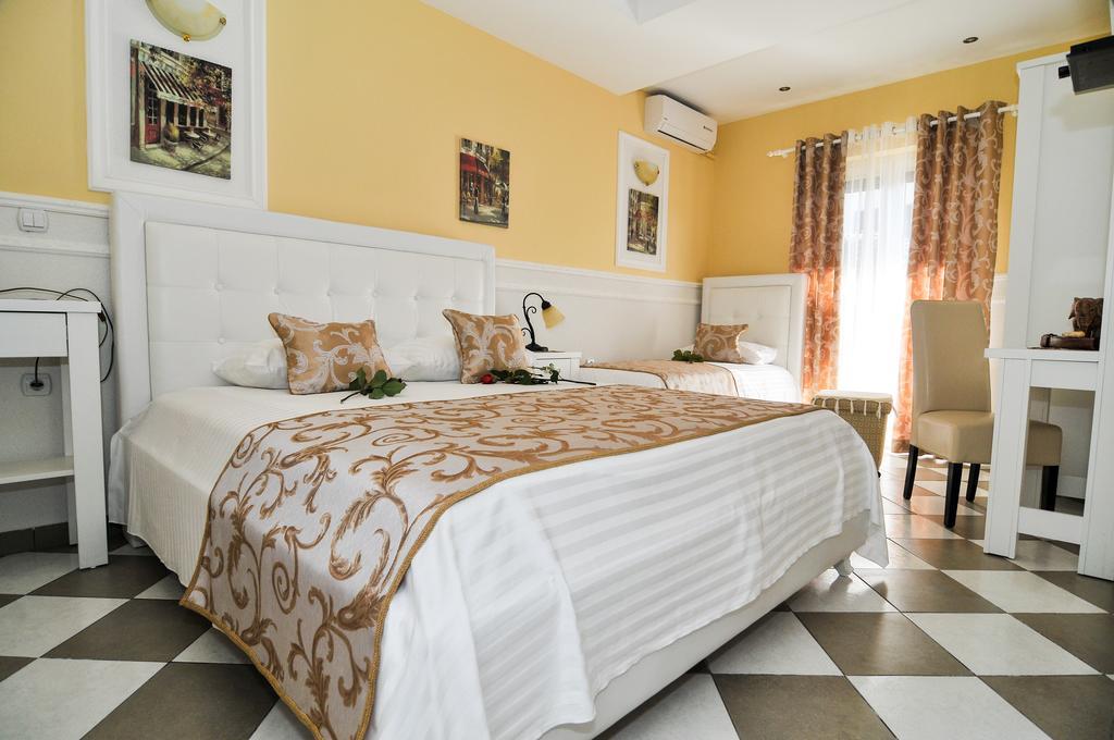 Apartments Scepanovic Tivat Eksteriør bilde