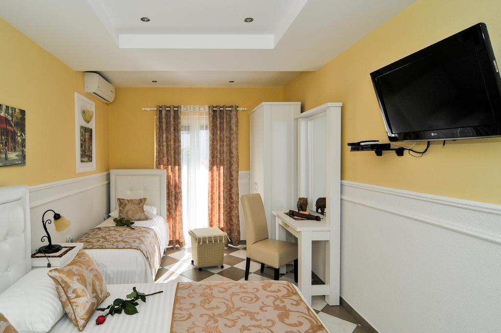 Apartments Scepanovic Tivat Eksteriør bilde