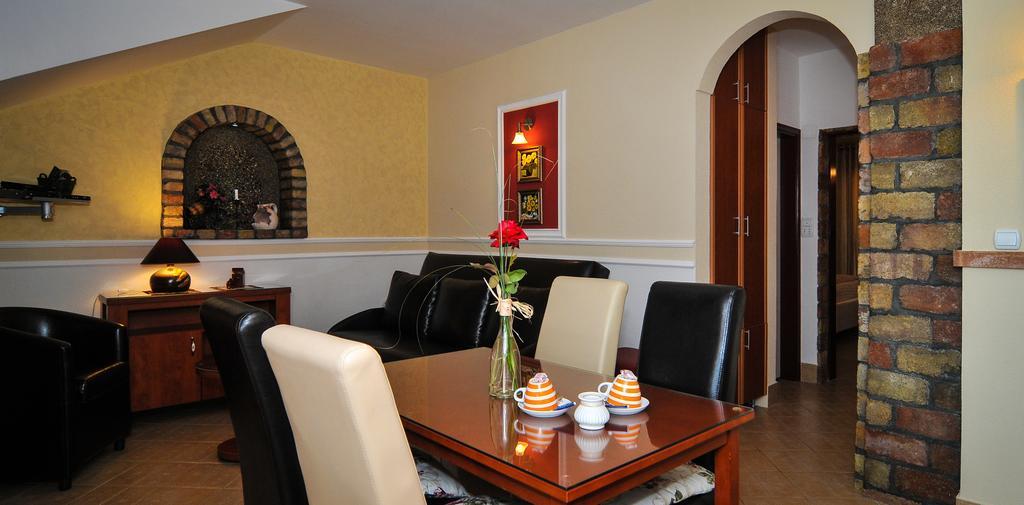 Apartments Scepanovic Tivat Eksteriør bilde