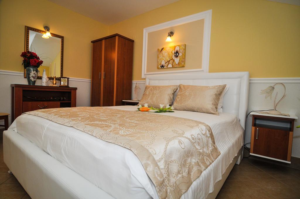 Apartments Scepanovic Tivat Eksteriør bilde